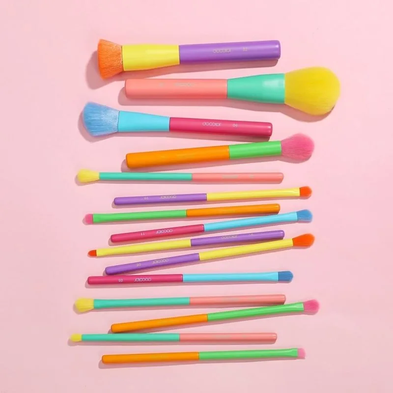 Dream of Color (DOCOLOR) - 15 Pieces Colorful Makeup Brushes Set