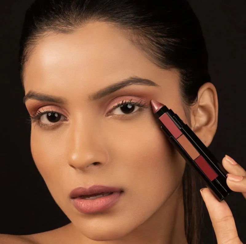 Fab 3 in 1 (Lipstick + Blush + Highlighter ) - Image 2