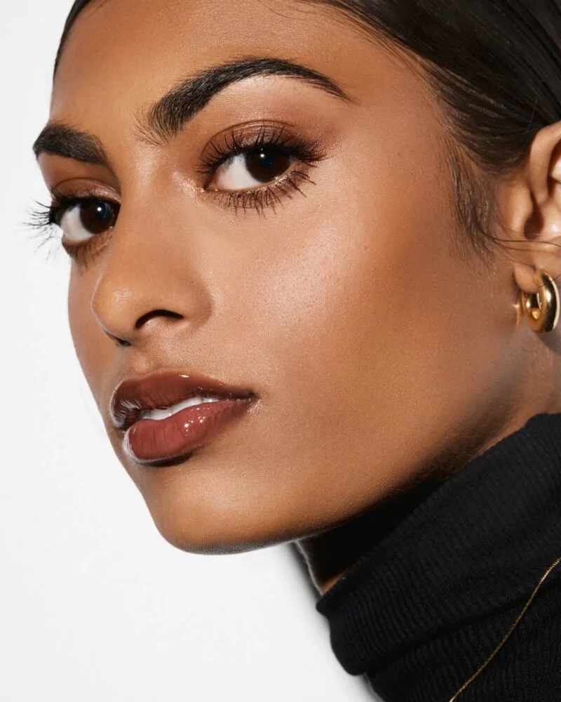 Fenty Beauty Gloss Bomb Universal Lip Luminizer - 05 Hot Chocolit - Image 3