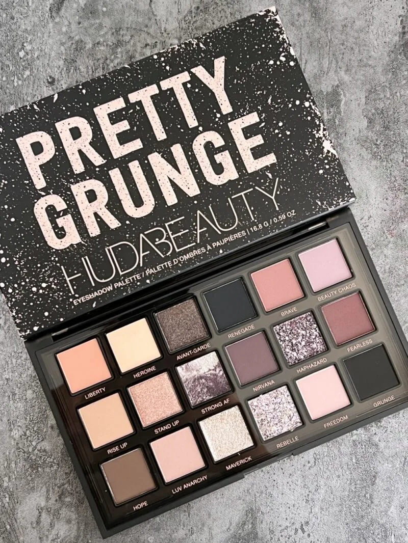 Huda Beauty Pretty Grunge Eyeshadow Palette (Authentic) - Image 2