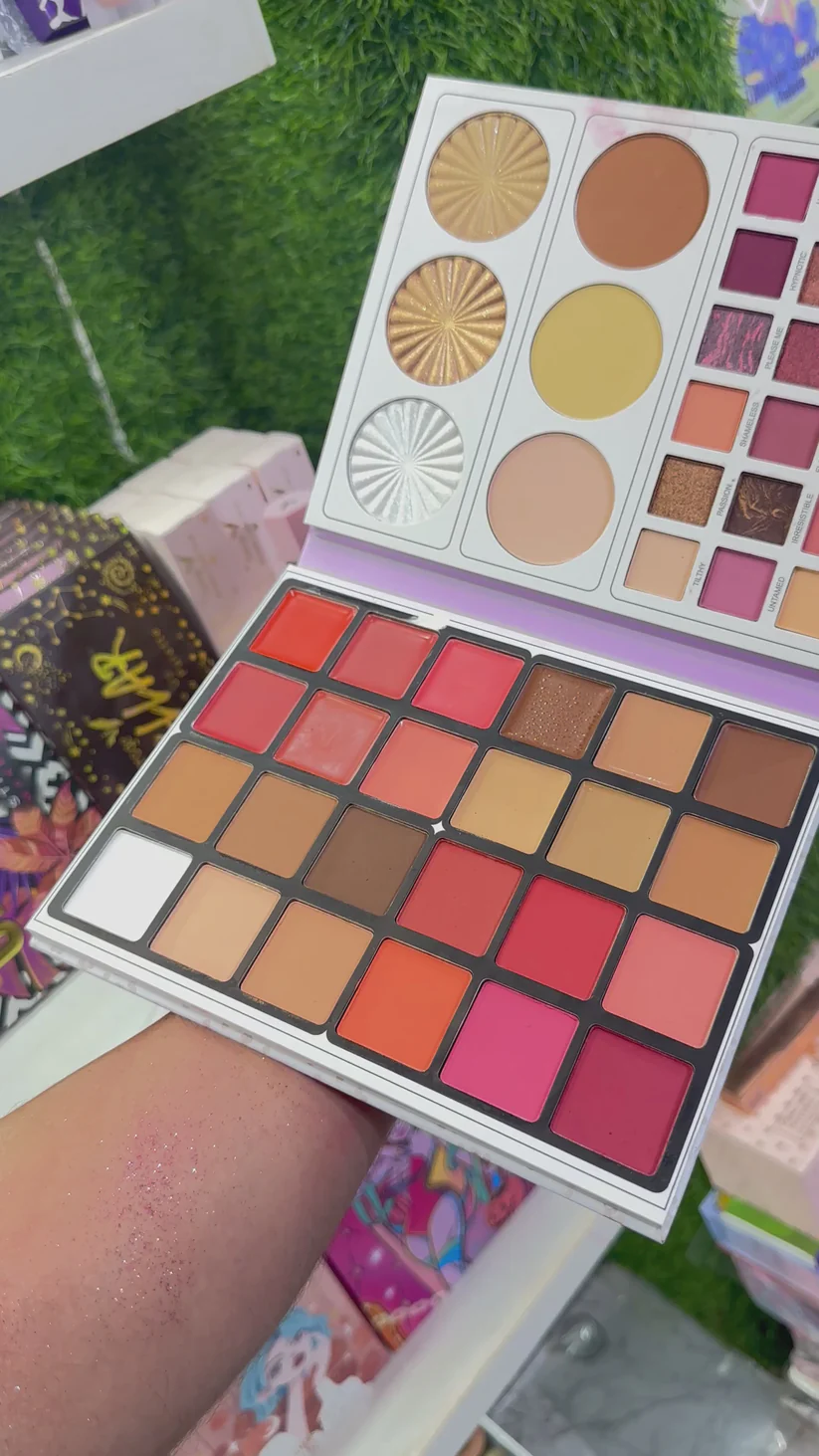 Daroge Love Make Up Matte Palette 01 - Image 2