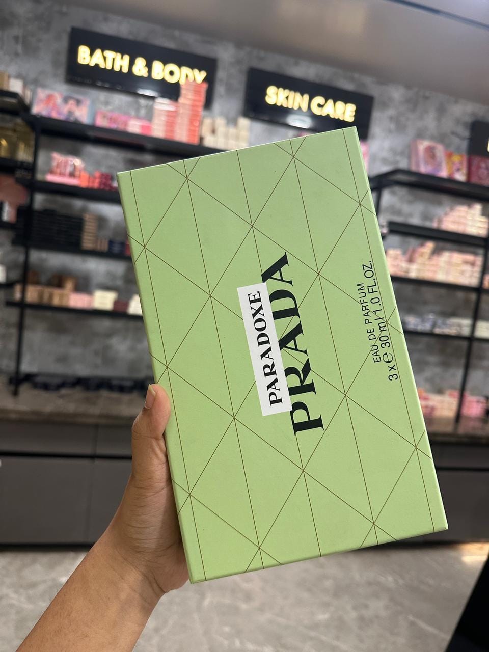 Prada Paradox Eau De Parfum 30ml - Image 4