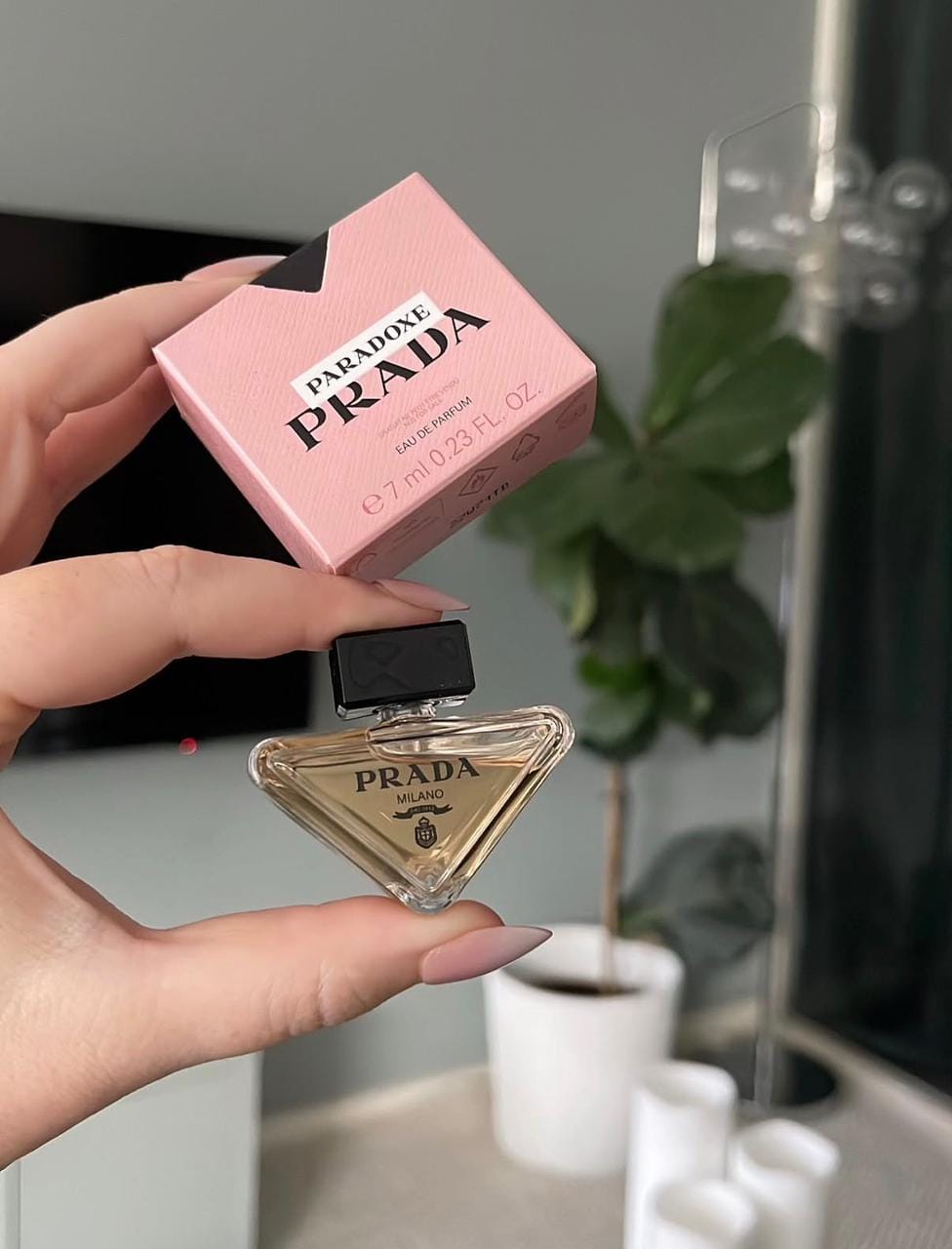 Prada Paradoxe Eau De Parfum Mini - (7ml)