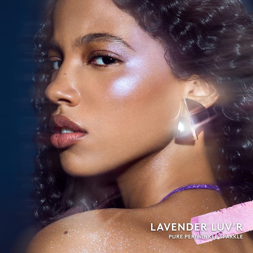 FENTY BEAUTY Diamond Bomb All-Over Diamond Veil –Lavender Luv'r (8g) - Image 5