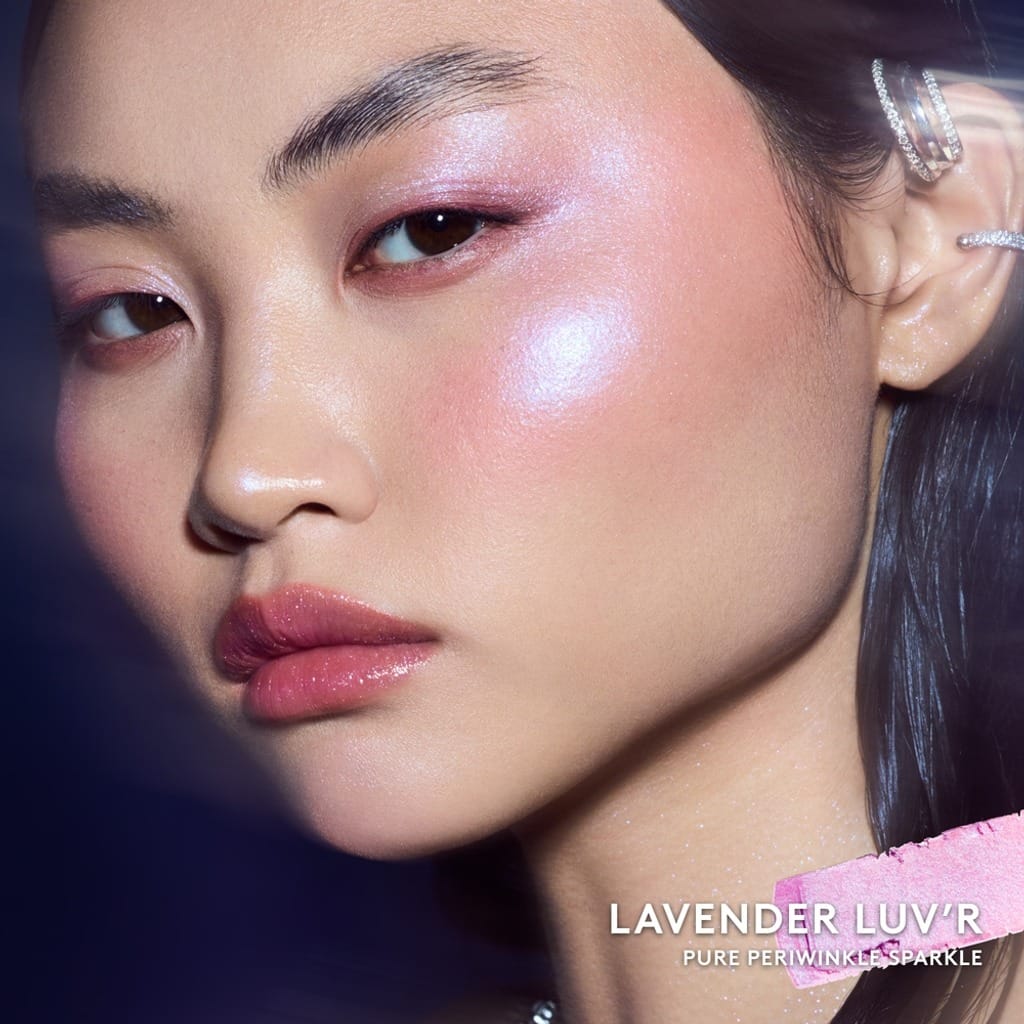 FENTY BEAUTY Diamond Bomb All-Over Diamond Veil –Lavender Luv'r (8g) - Image 4