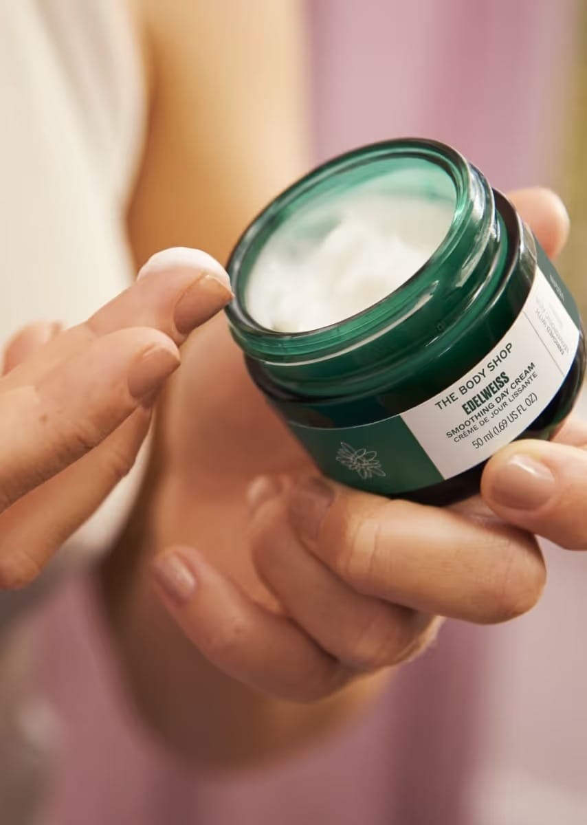 THE BODY SHOP Edelweiss Intense Smoothing Day Cream - (50ml) - Image 3
