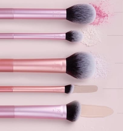 Real Techniques Face Essentials Brush Set - (Pack Of 5) - Image 4