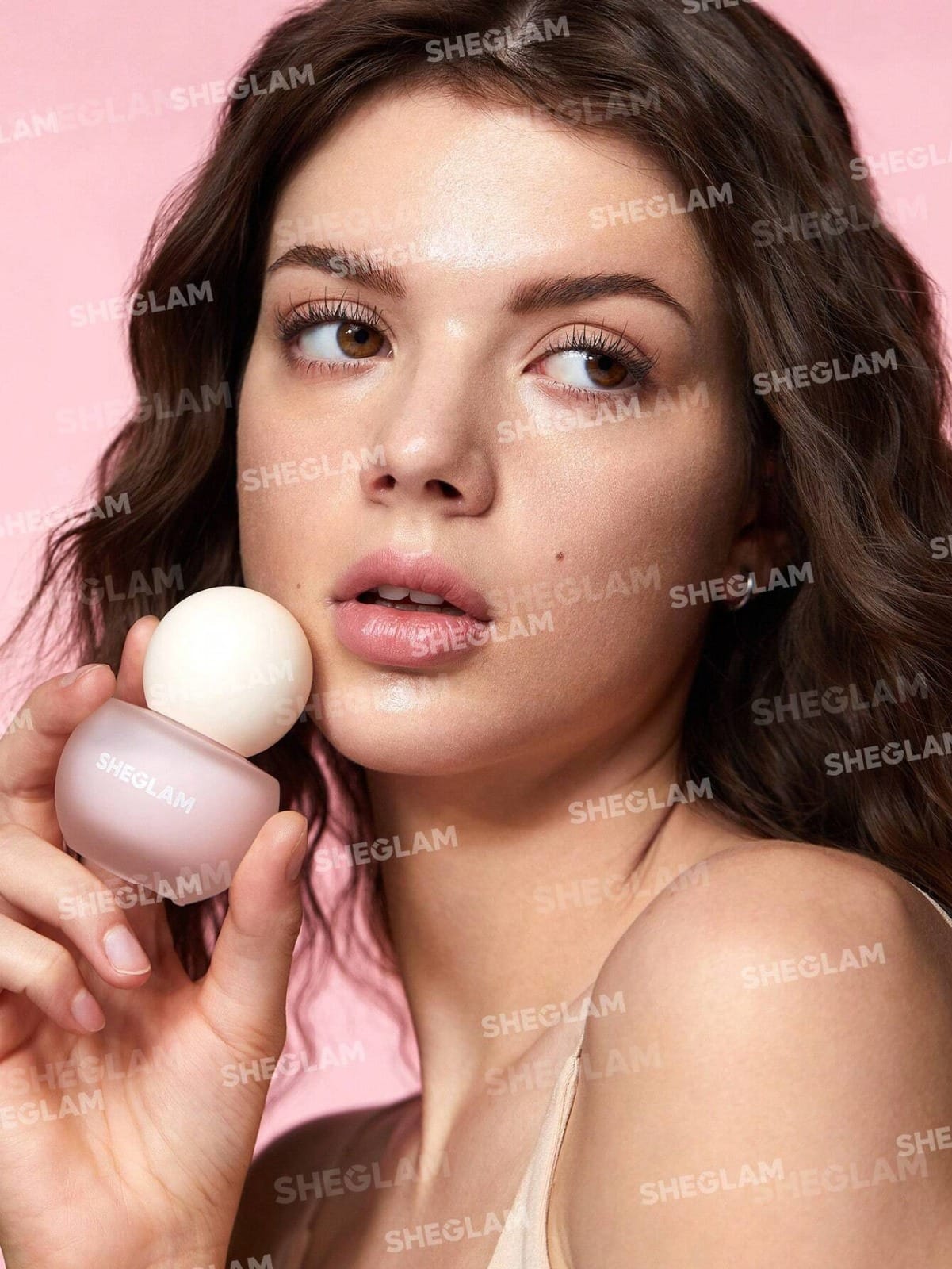 Sheglam Melon Melt Niacinamide Serum Primer - (30ml) - Image 8