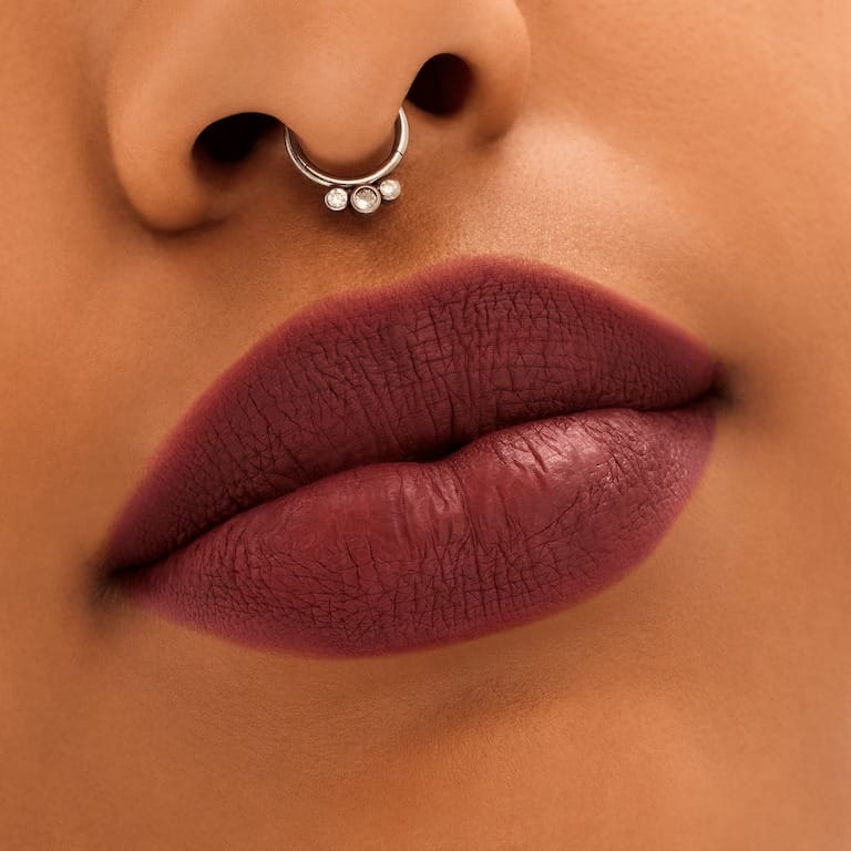 Mac Locked Kiss 24hr Lipstick - (1.8g) - Image 3
