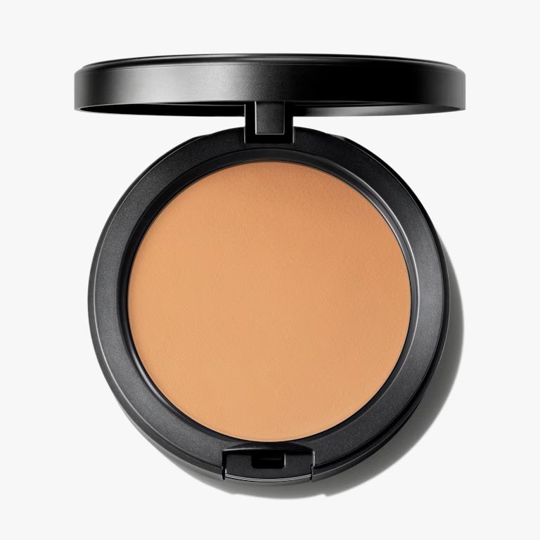 MAC Compact Powder Plus Foundation (Authentic) - NC40