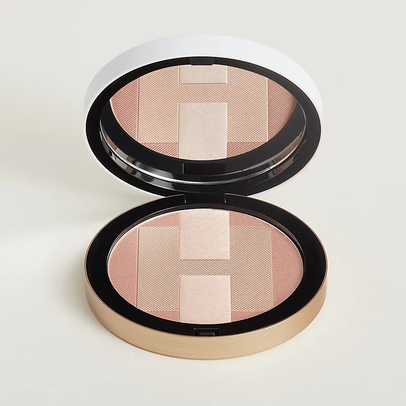 Hermes Plein Air Iridescent Mineral Powder - 01 Rose Atacama - Image 2