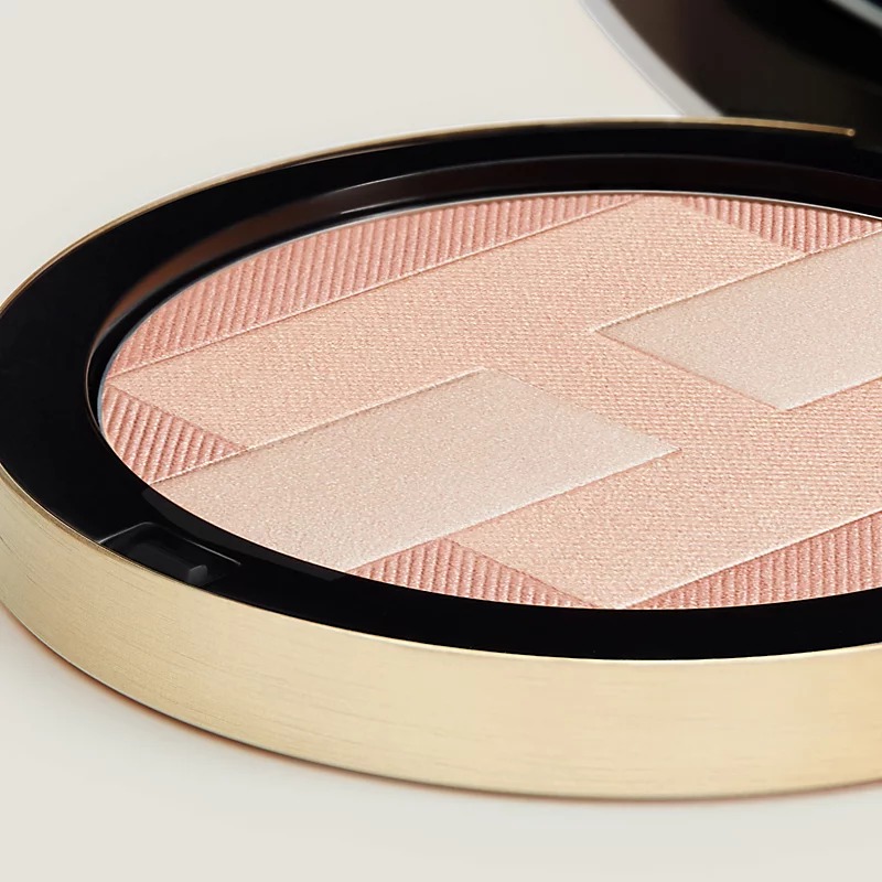 Hermes Plein Air Iridescent Mineral Powder - 01 Rose Atacama - Image 5