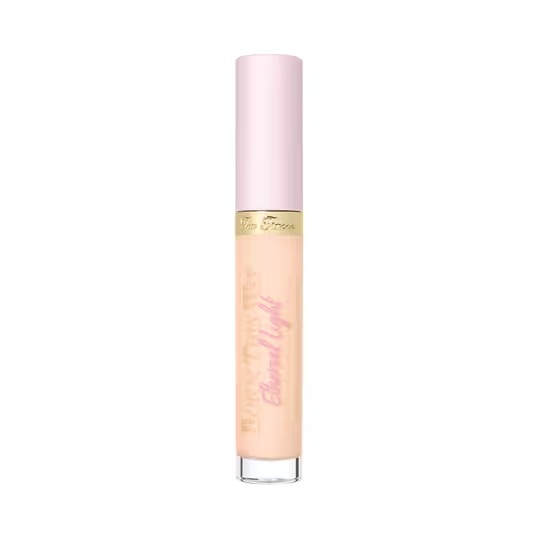 Too Faced Born This way Ethereal light Smoothing Concealer – Buttercup (5ml)