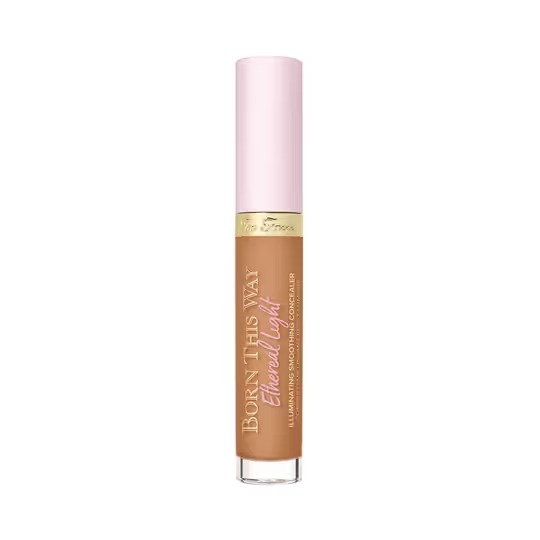 Too Faced Born This way Ethereal light Smoothing Concealer – Honey Graham (5ml)