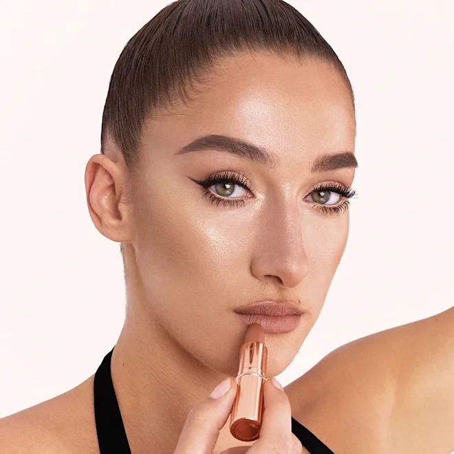 Charlotte Tilbury The Super Nudes Lipstick Shade – Catwalking (3.5g) - Image 4